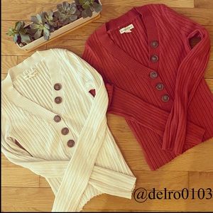 Bundle - Aero V-Neck Long sleeve Top